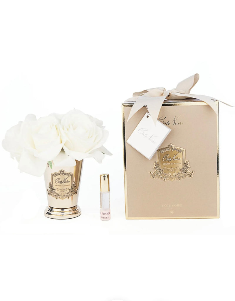 SEVEN ROSES IN CHANPAGNE GOLD VASE