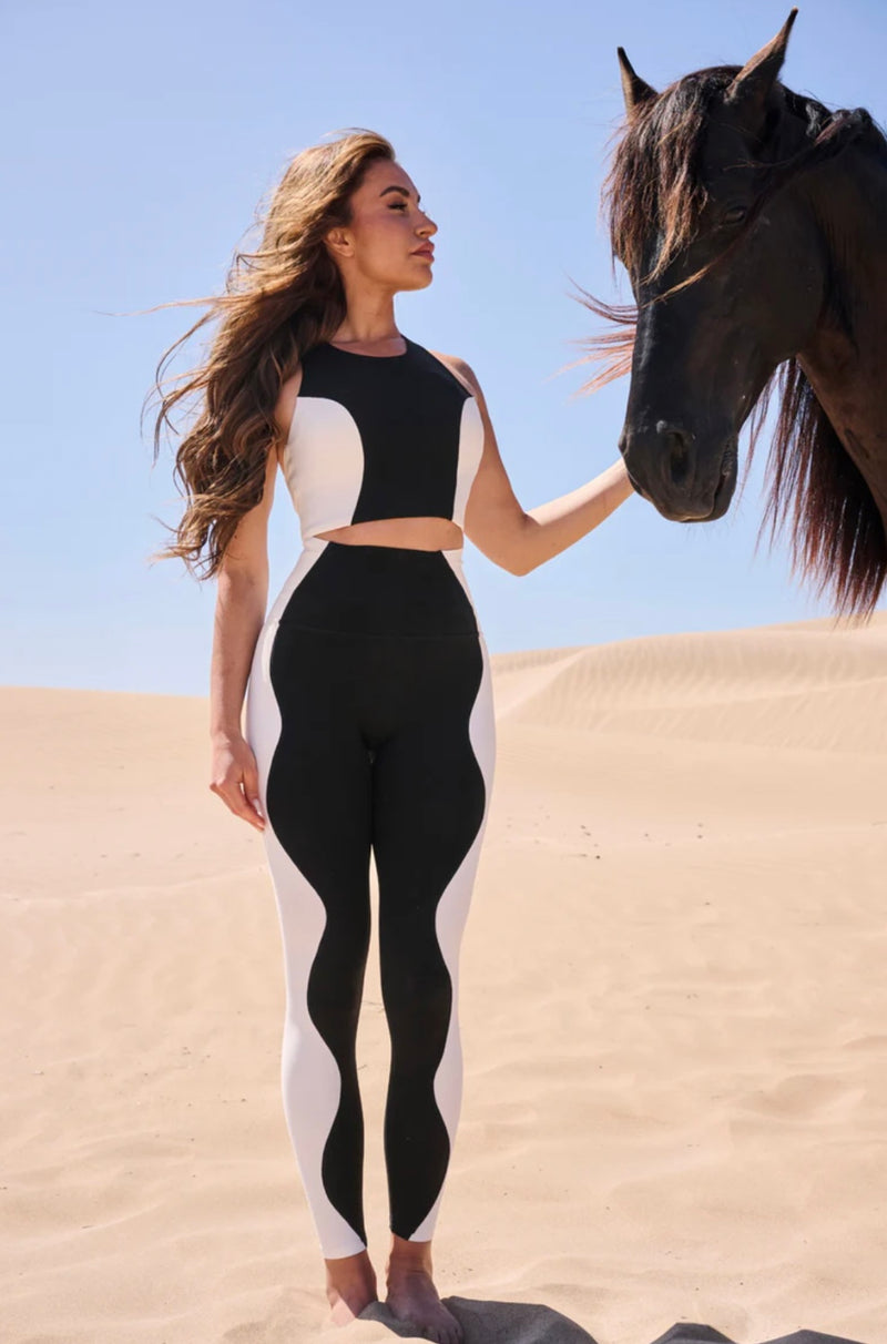 HIGH-WAISTED COLOR-BLOCK LEGGING