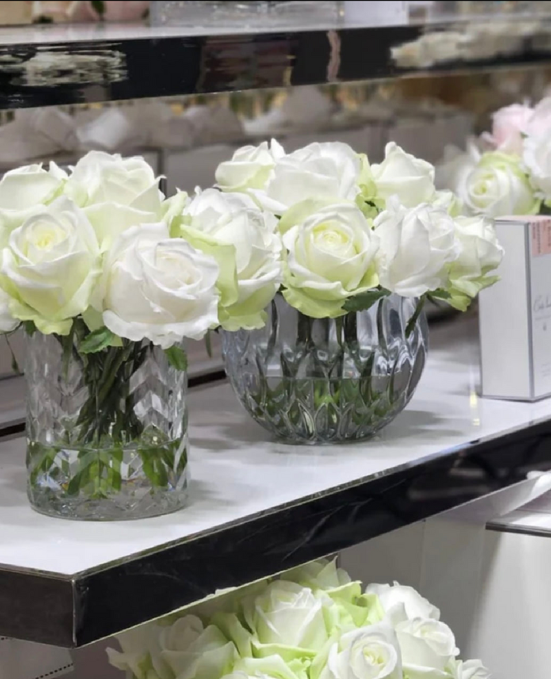 GREEN/WHITE LUXURY ROUND 13 ROSES BOUQUET