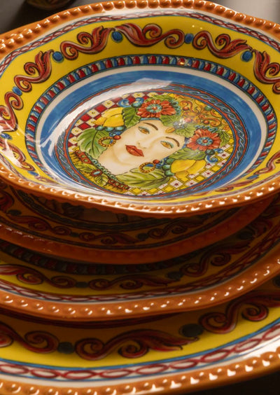 Trinacria Serving Plate Lemons